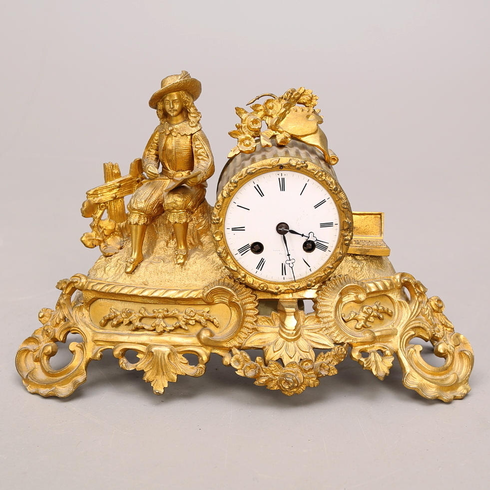 BORDSUR, förgylld brons, rokokostil, Frankrike, 1800-talets andra hälft.