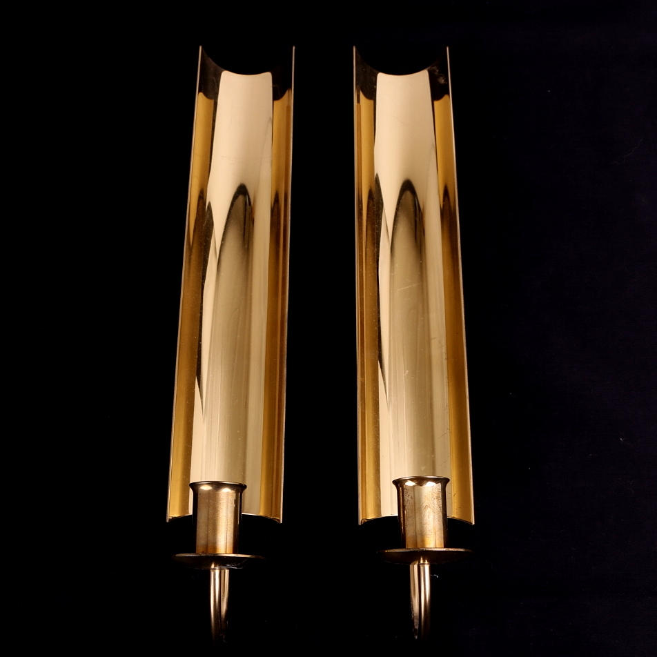 LJUSLAMPETTER ett par, "Reflex", Pierre Forsell för Skultuna, mässing, 1900-talets andra hälft.