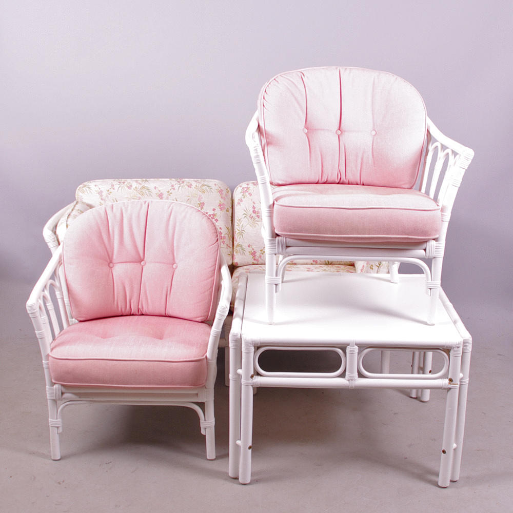 SITTGRUPP, vitmålad rotting.