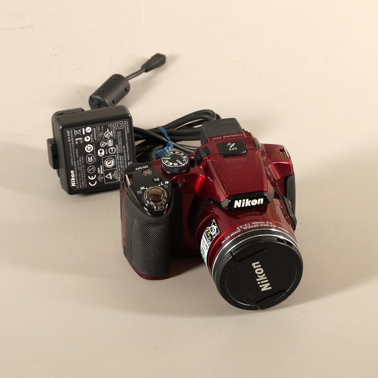 DIGITAL CAMERA, Nikon Coolpix P150.