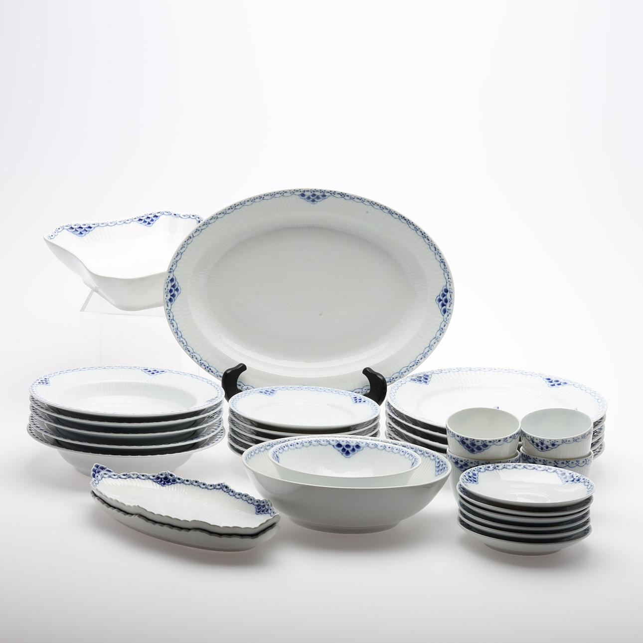 SERVICE 26 stk "prinsesse" Royal Copenhagen.