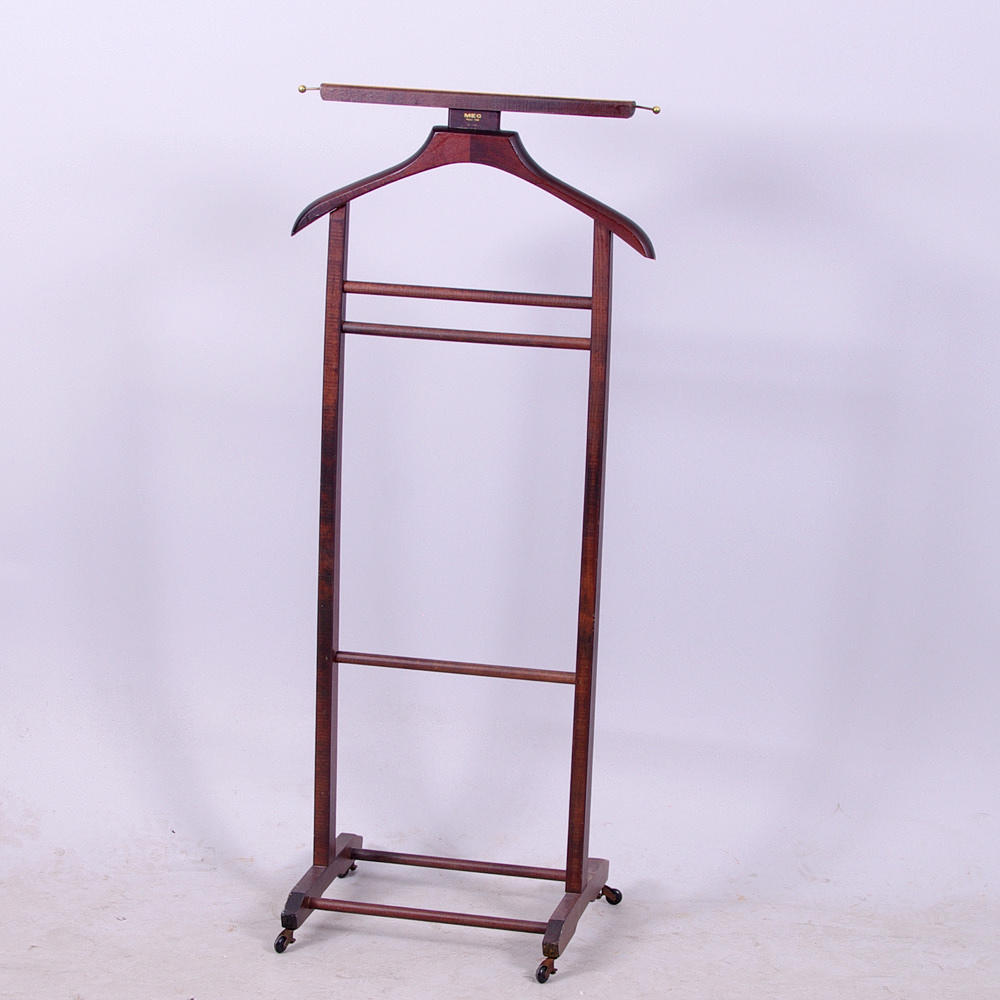 HERRBETJÄNT, MEC, Italien.