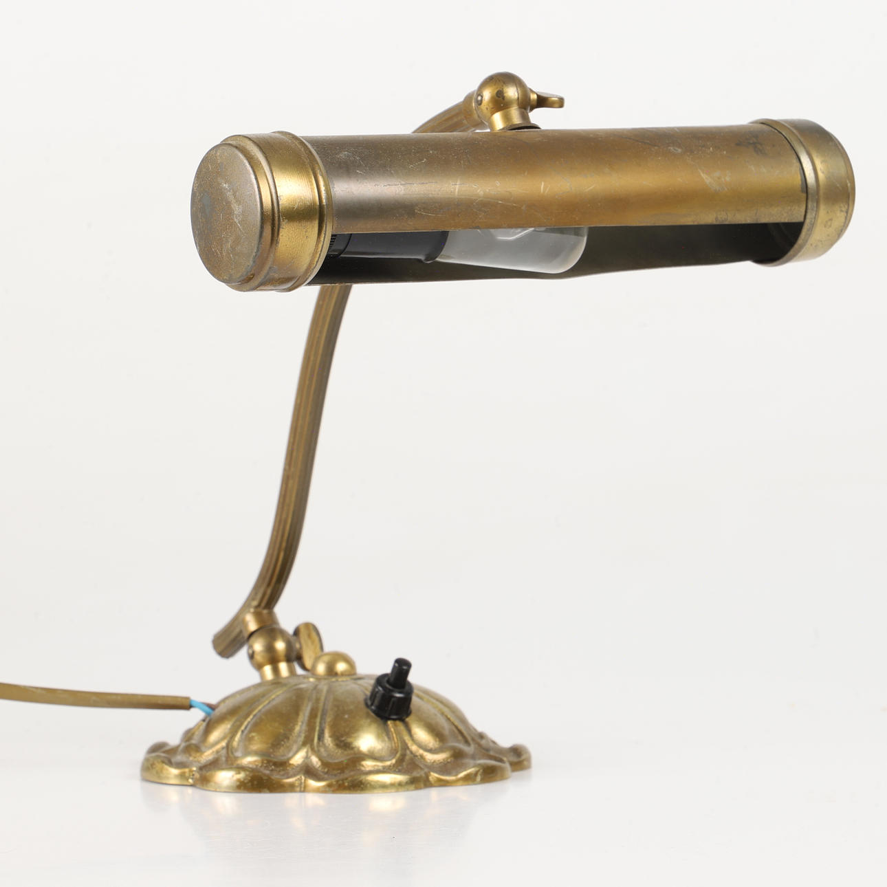 KLAVIERLAMPE, Messing, 20. Jahrhundert.