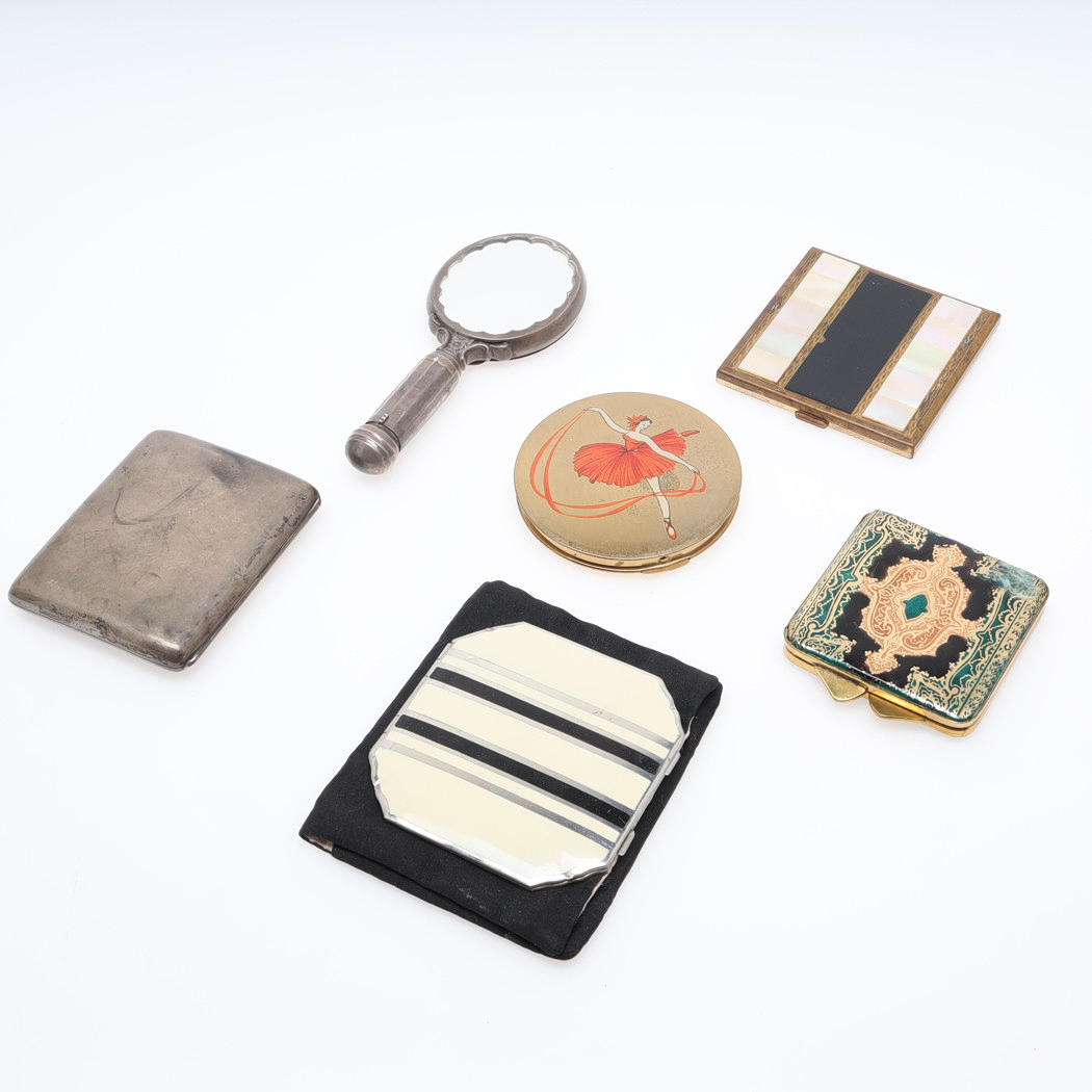 POWDER BOXES, CASE, 6 pieces, 1900s.