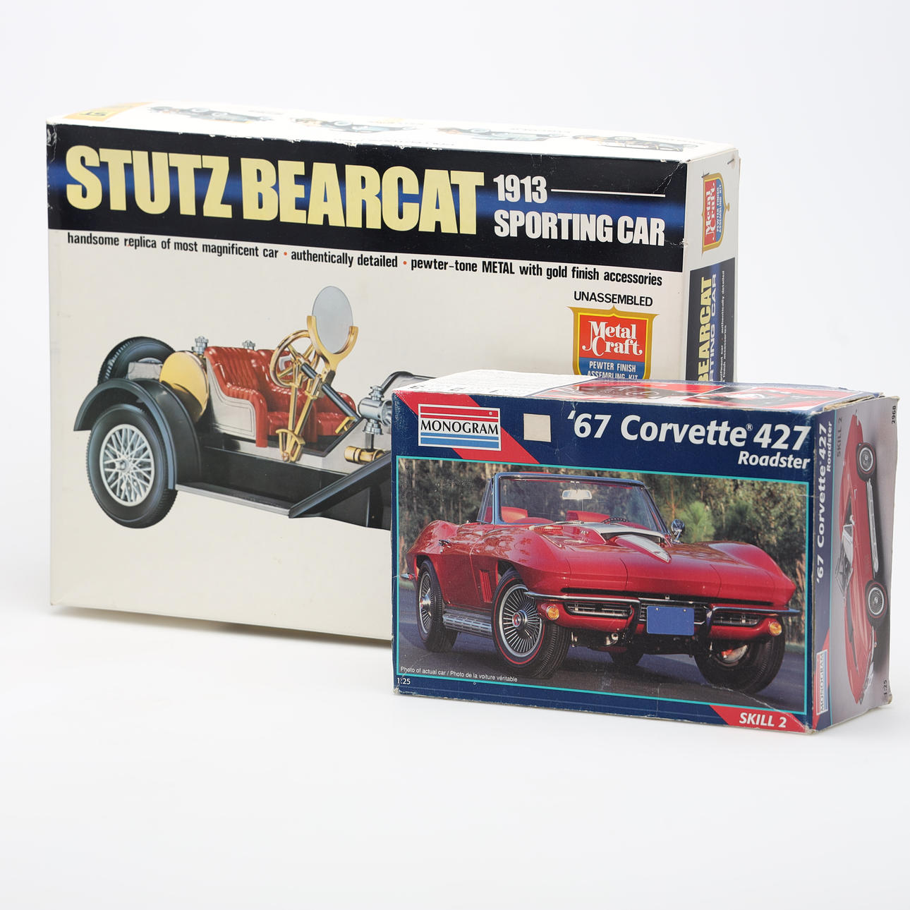 BYGGSATSER, 2 st, Waco och Monogram.