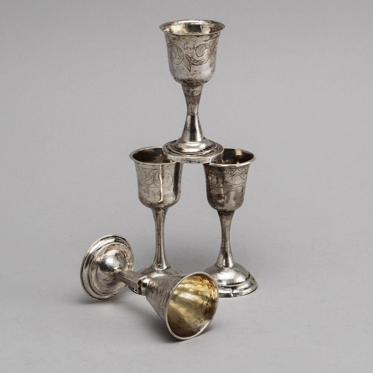 SUPKALKAR, 4 st, silver, bl a Anders Hjulström, Köping, 1804, Erik Gustaf Öström, Gävle, 1844. Total vikt 146 gram.