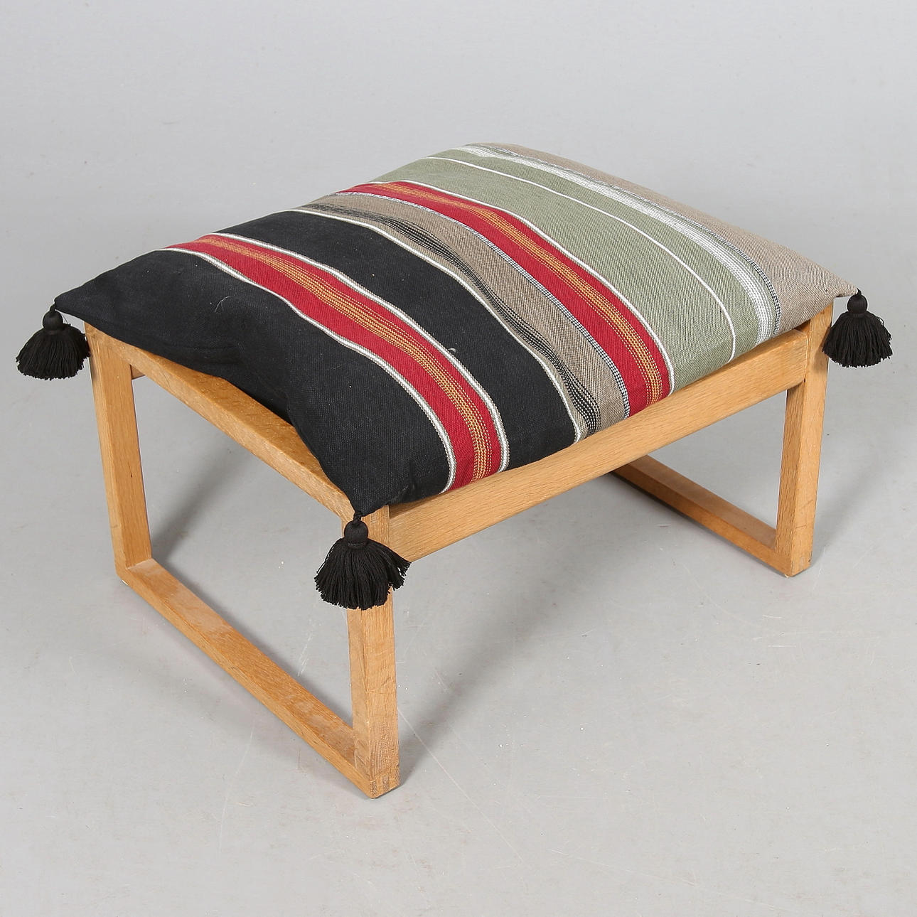 FOTPALL, "Modell 248", Borge Mogensen, Fredrica Stolefabrik. Danmark. 1950/60-tal.