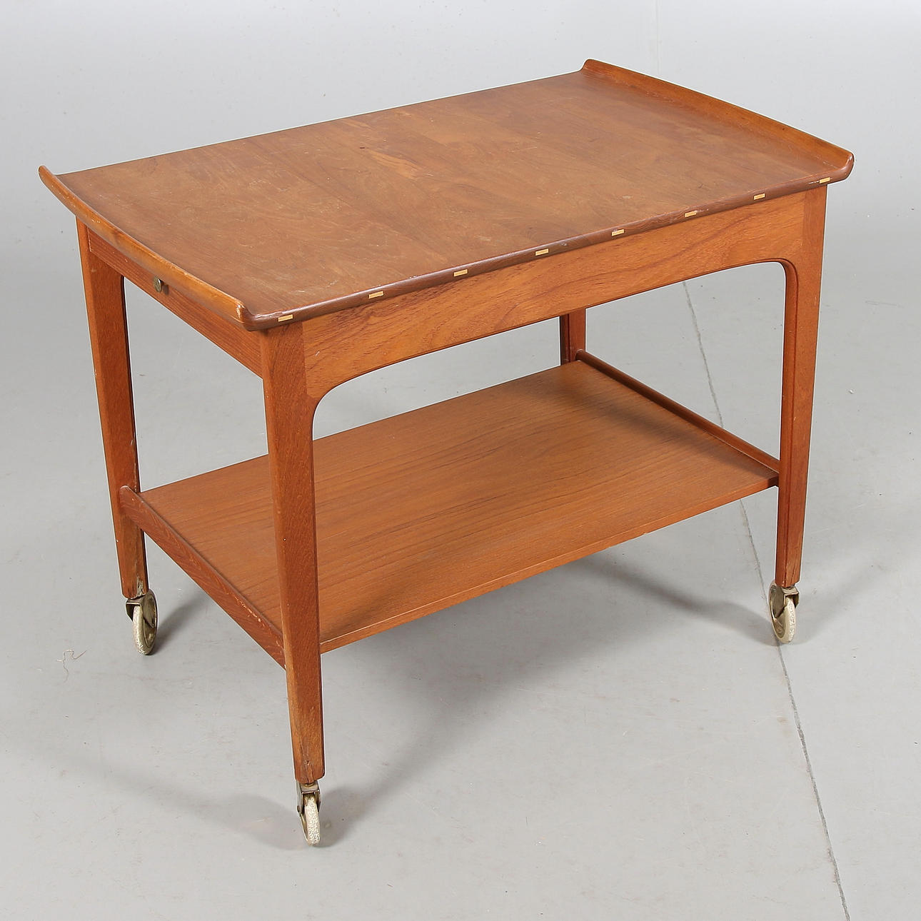 SERVERINGSVAGN, Yngvar Sandström för Seffle Möbelfabrik. 1950/60-tal.