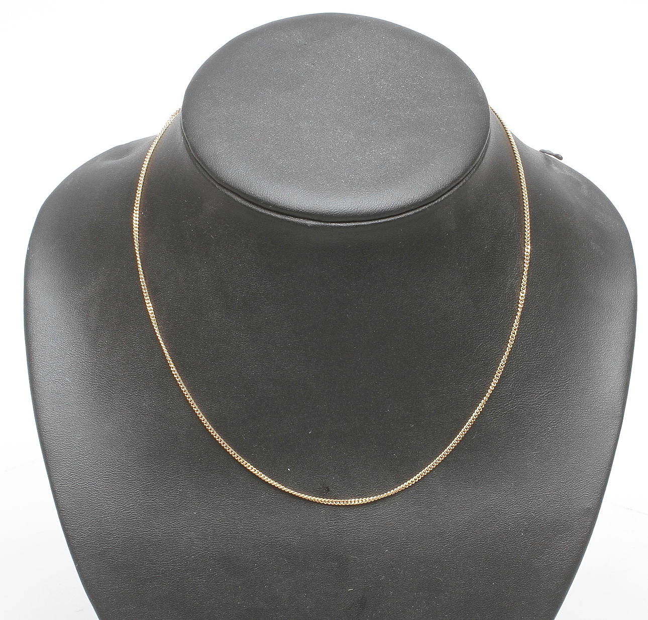 HALSKEDJA SAMT ETT PAR ÖRHÄNGEN, 18k guld, vikt ca 5,3 gr.