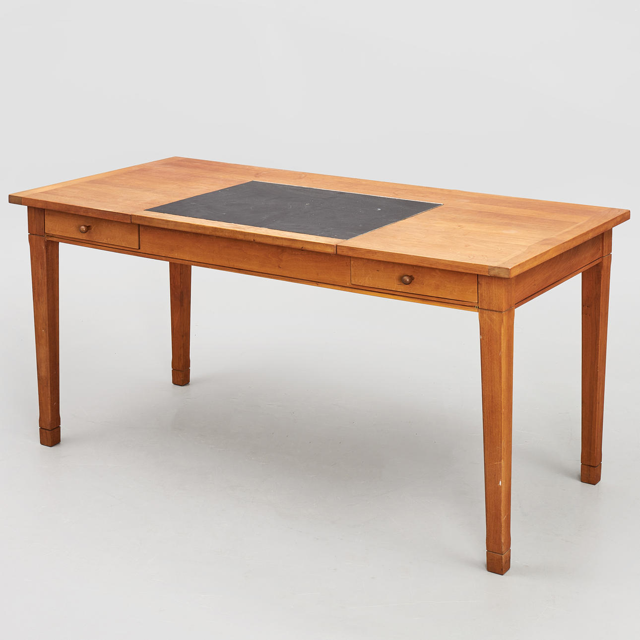 SKRIVBORD. Körsbär. 1980-tal.