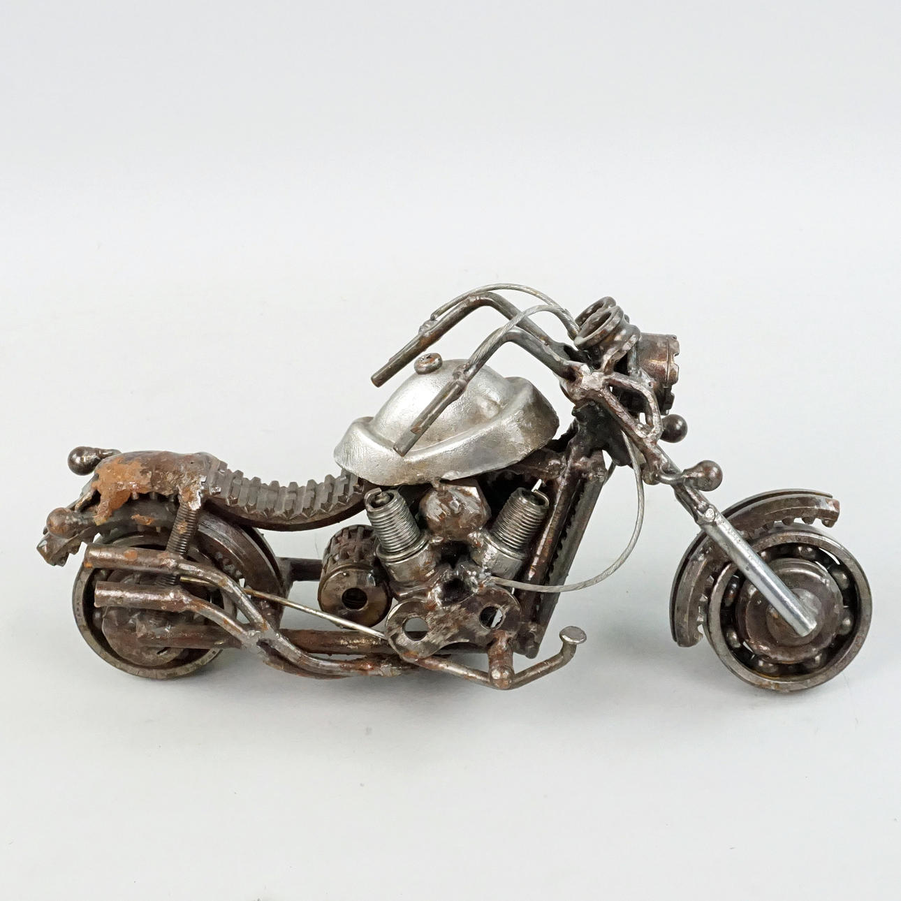 MOTORRAD, Skulptur, Metall.