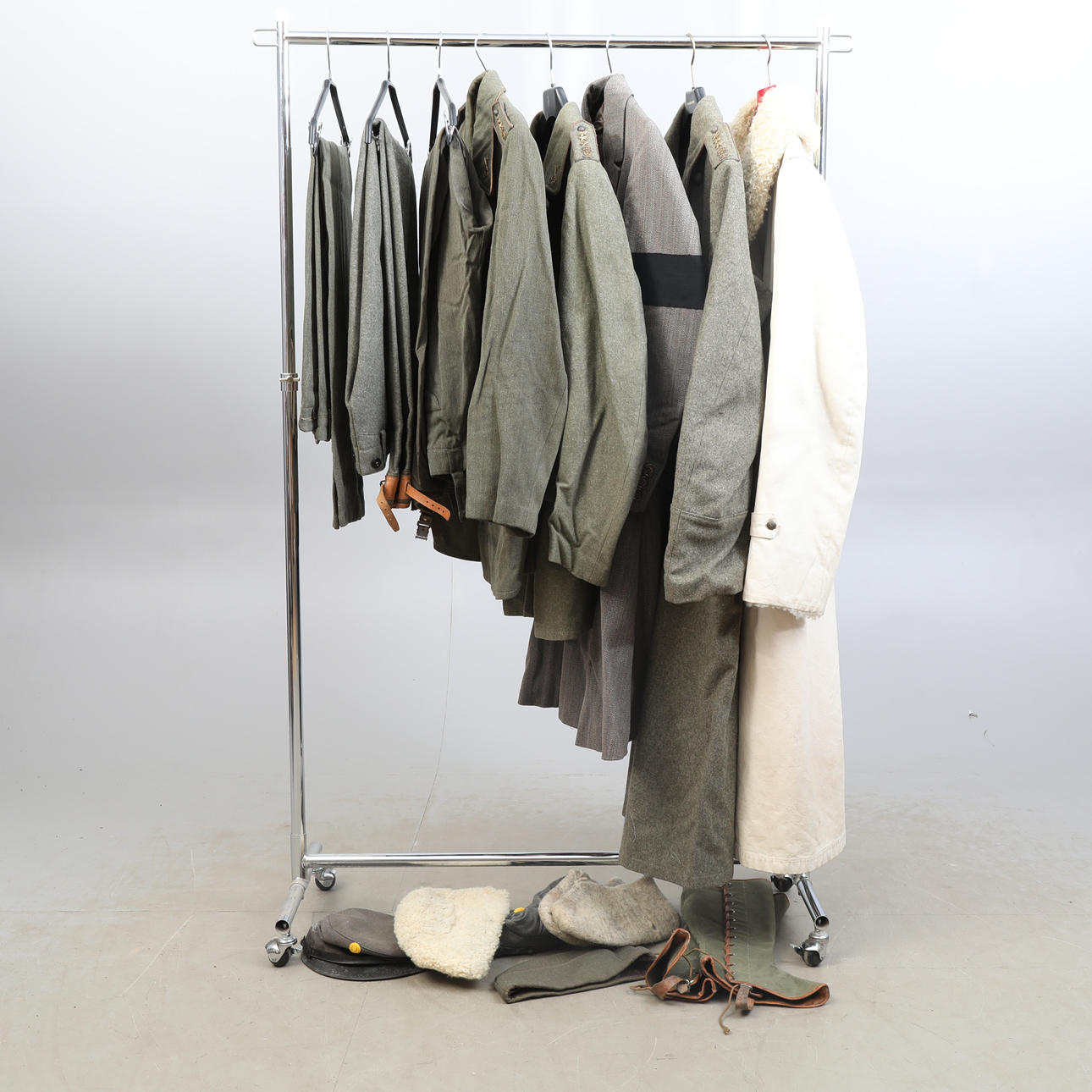 MILITÄRKLÄDER, svenska armén, 1900-tal.