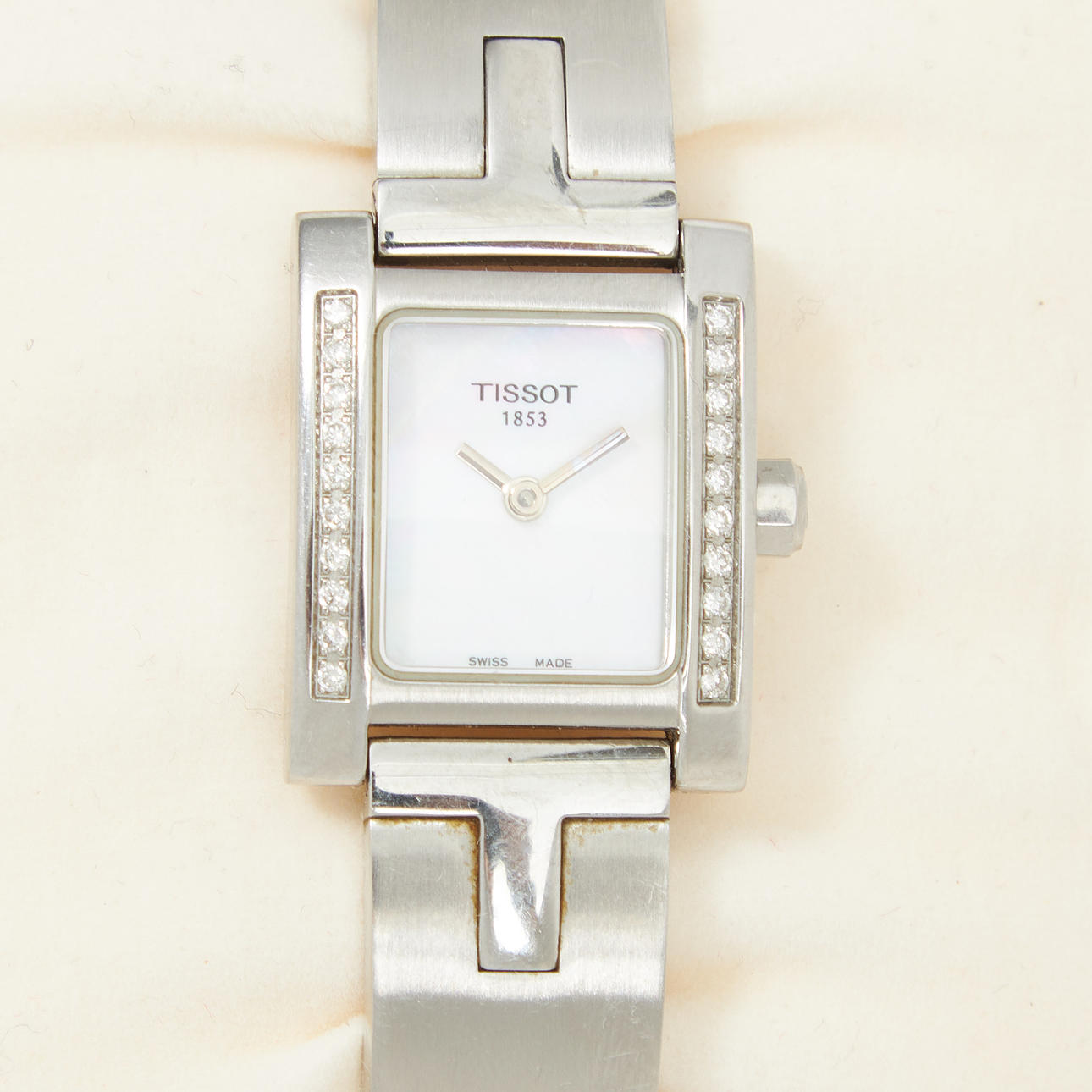 TISSOT, damearmbåndsur, Lady T2, stål.