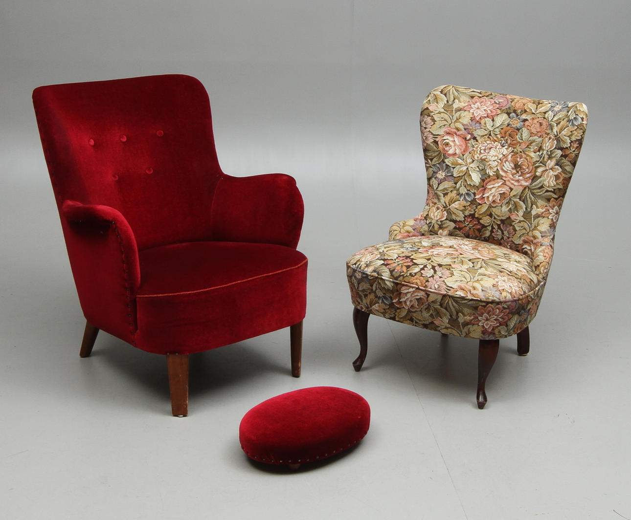 FÅTÖLJER, 2 st, 1900-tal.