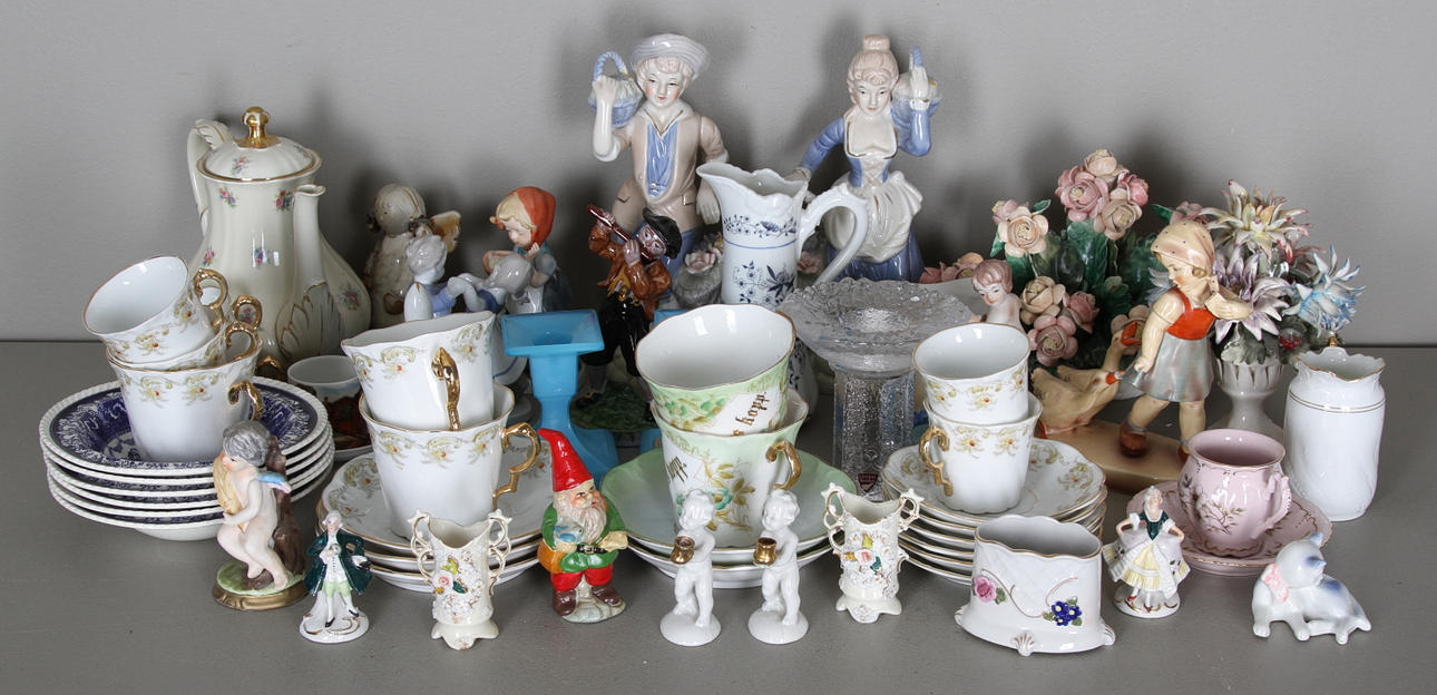 GLAS OCH KERAMIK, 1900-TAL.