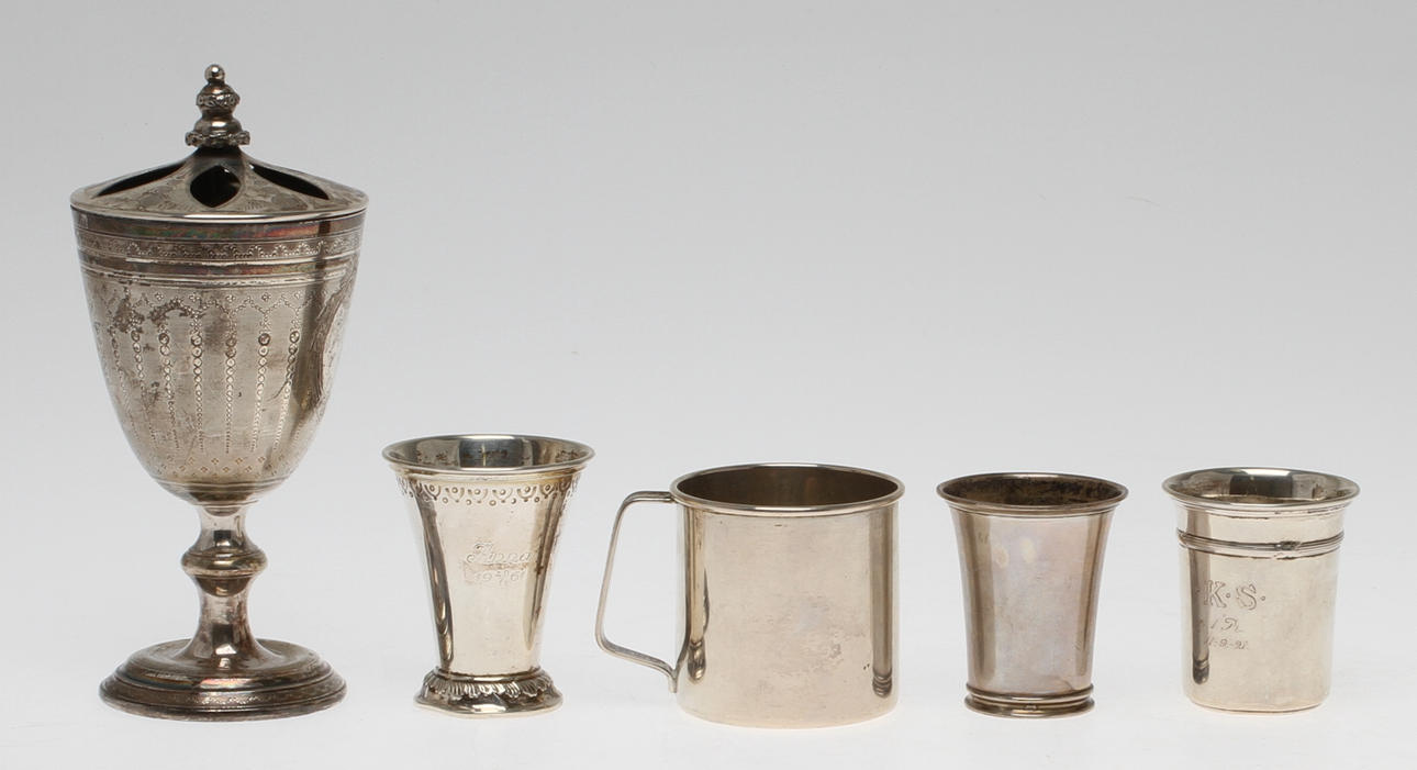 PARTI SILVER, 5 delar, pokaler, mugg samt skål på fot, 1900-tal. Vikt 368 gram.