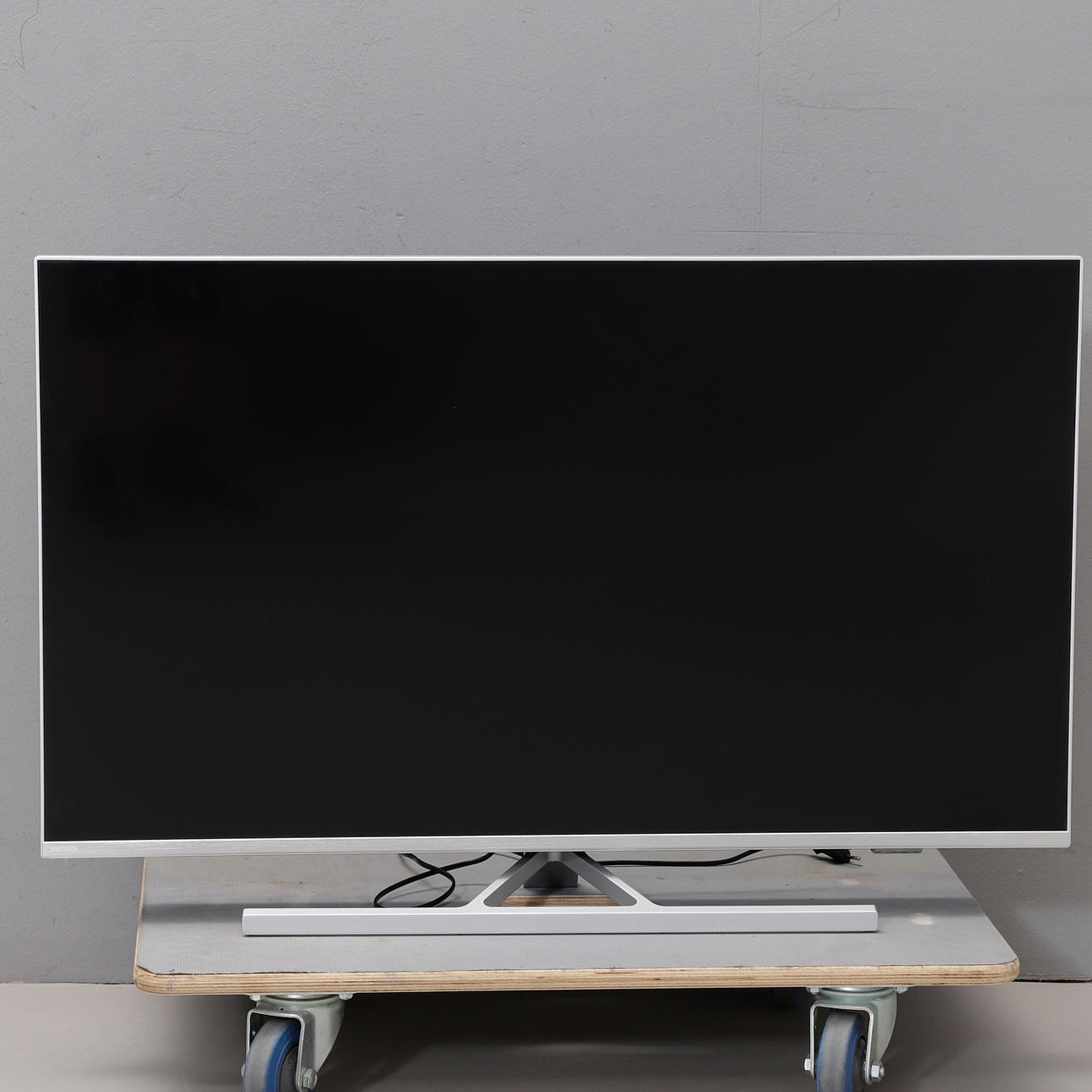 Televisor, Philips, 43 pulgadas, 2021.