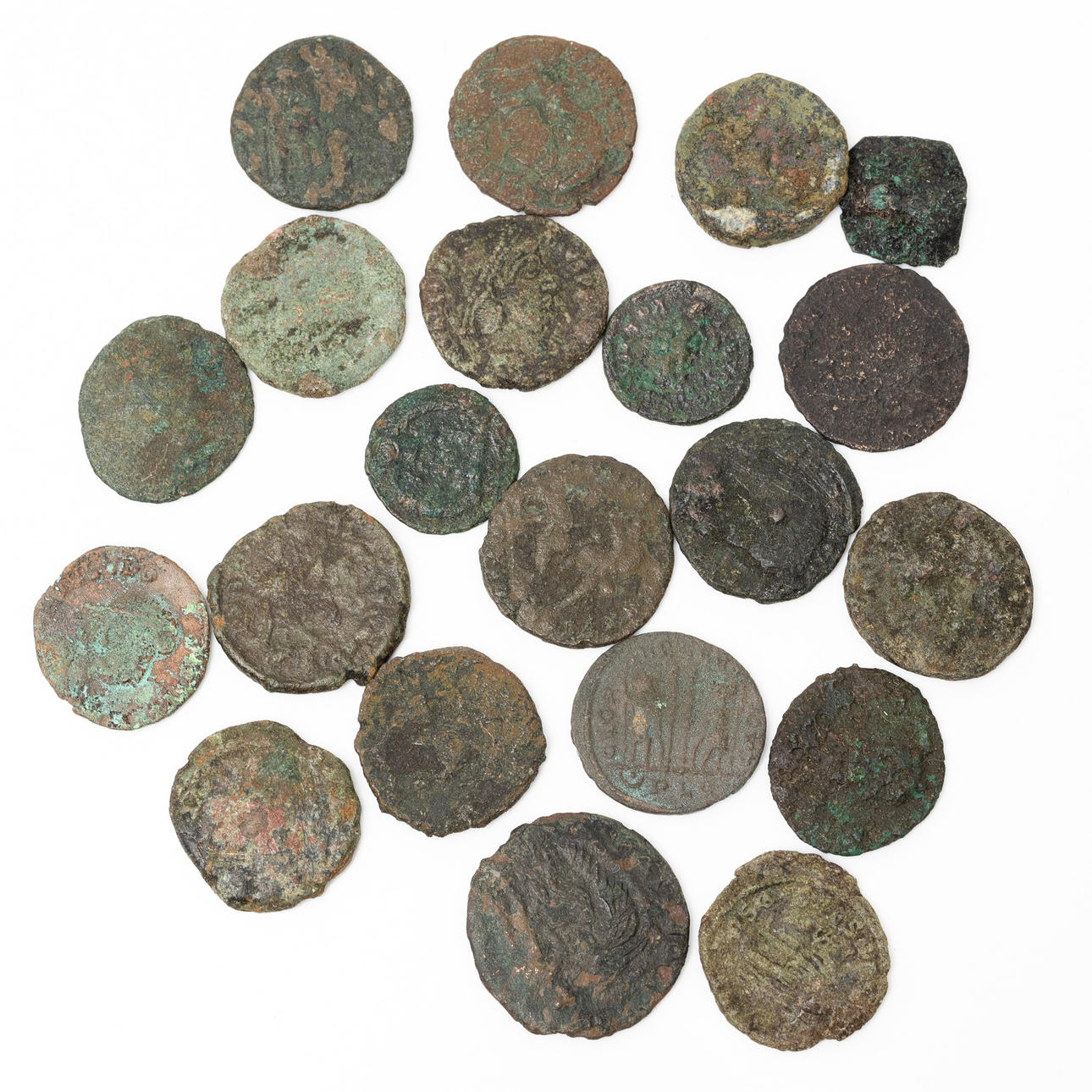 RÖMISCH/BYZANTINISCHE MÜNZEN, Sammlung, Bronze.