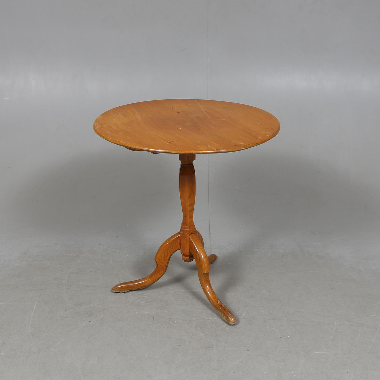 FALL TABLE, 19th century.