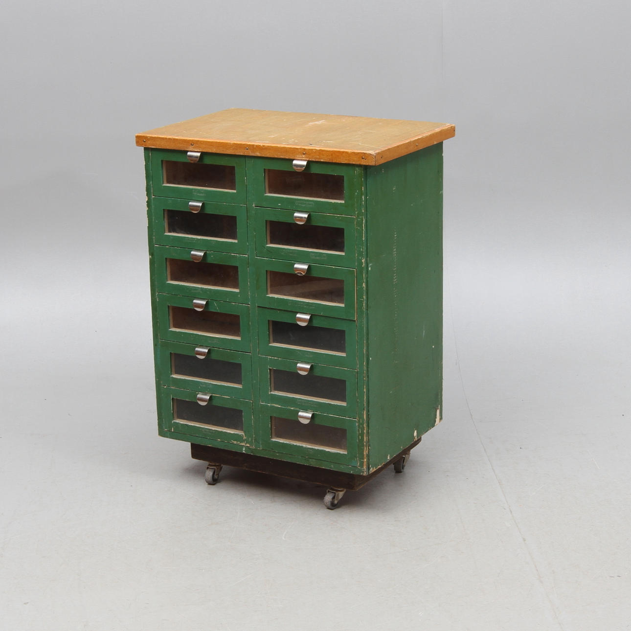 BYRÅ/AFFÄRSDISK, på hjul, 1900-tal.