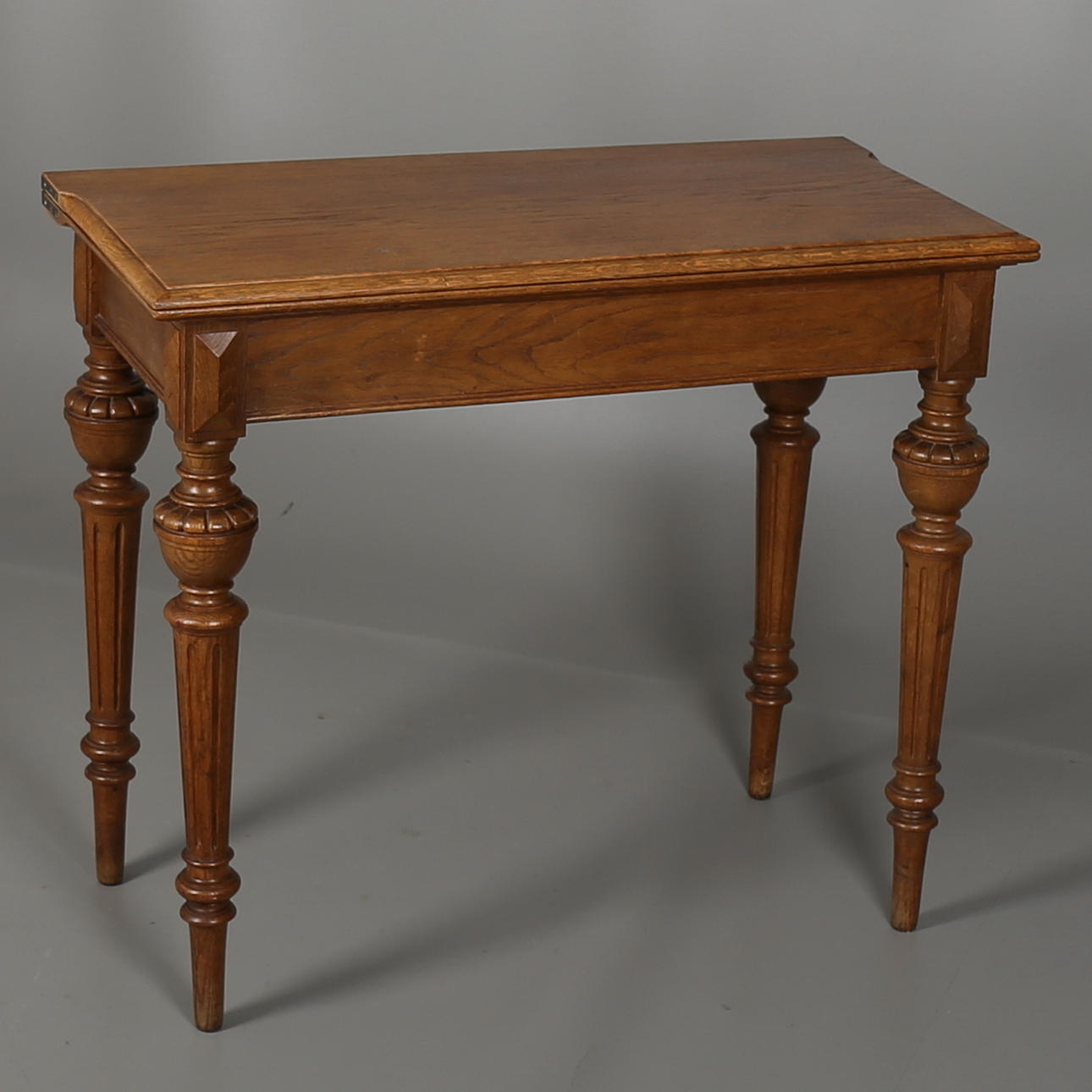 SPELBORD, nyrenässans, sent 1800-tal.