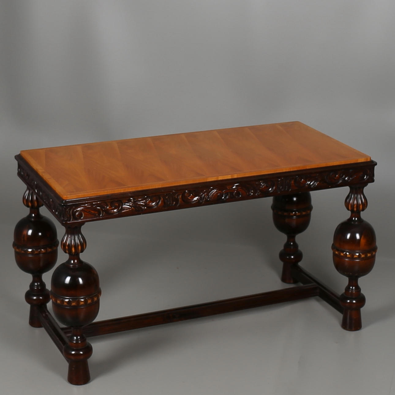 BORD, nyrennäsans, 1900-talet.