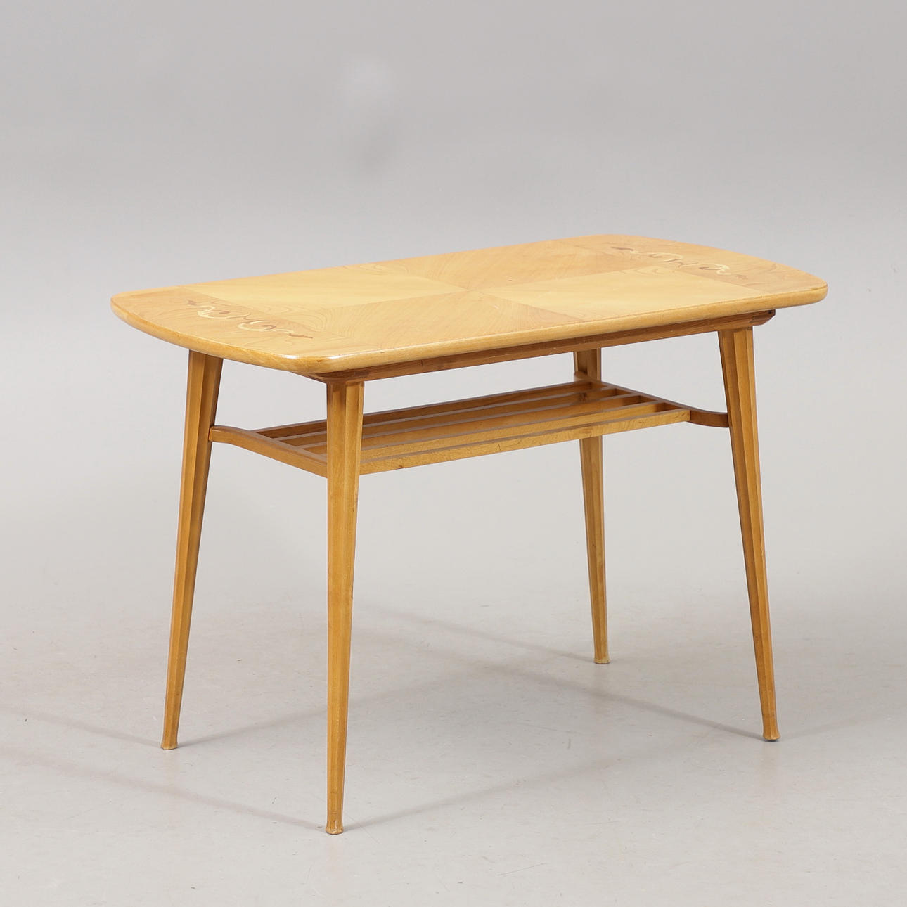 COFFEE TABLE, Alm, mid-20th century.