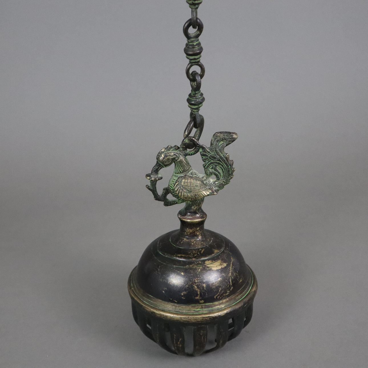 - ELEFANTENGLOCKE - Indien oder Burma, 19. Jh., Bronze.