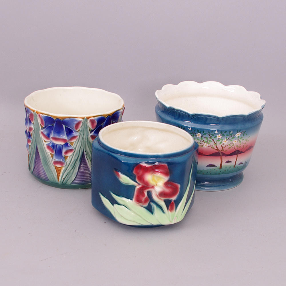 YTTERFODER, 3 stycken, majolika, bl.a. Tyskland.