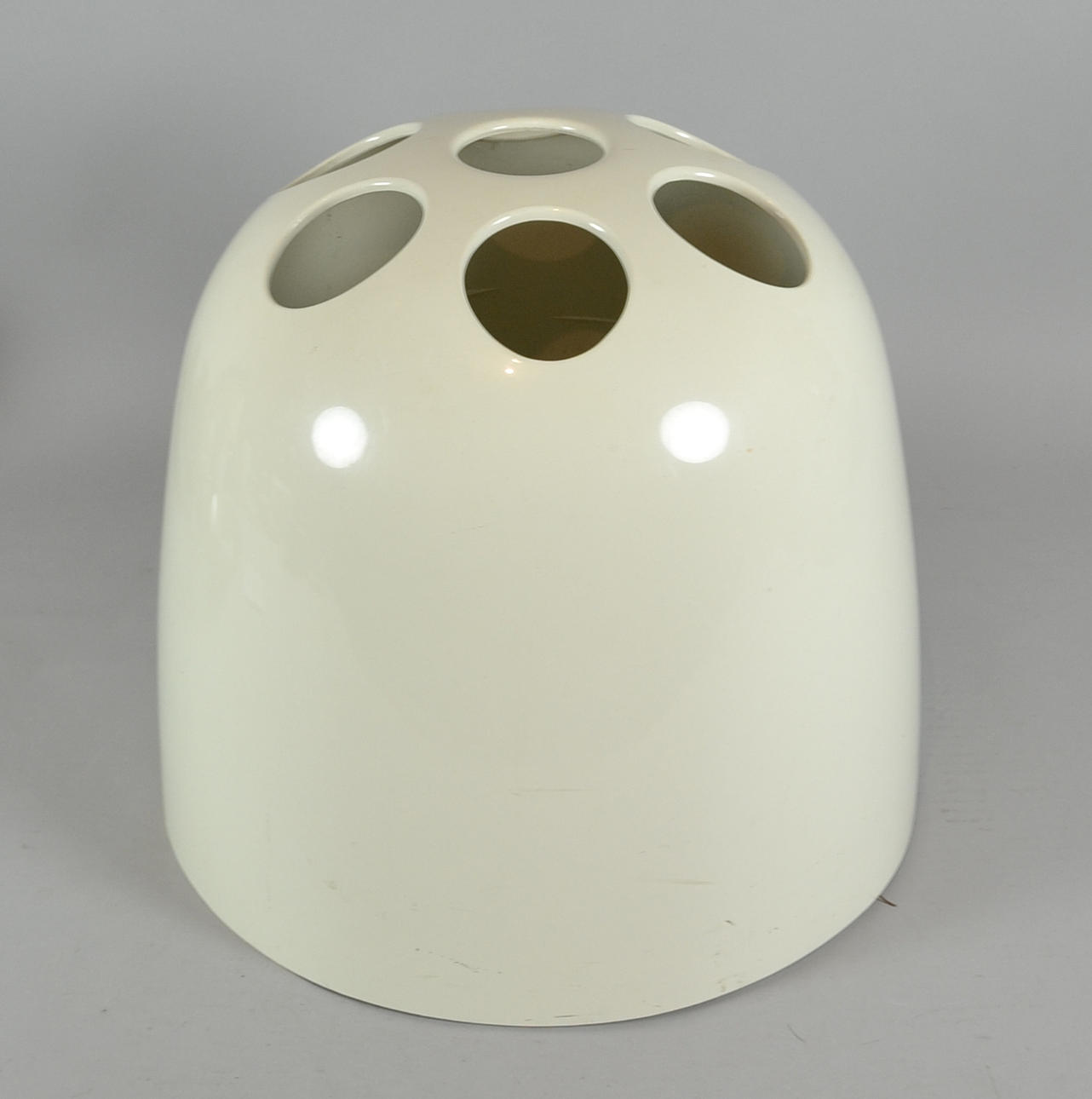 EMMA GISMONDI SCHWEINBERGER. Artemide paraplyställ 60s DEDALO.