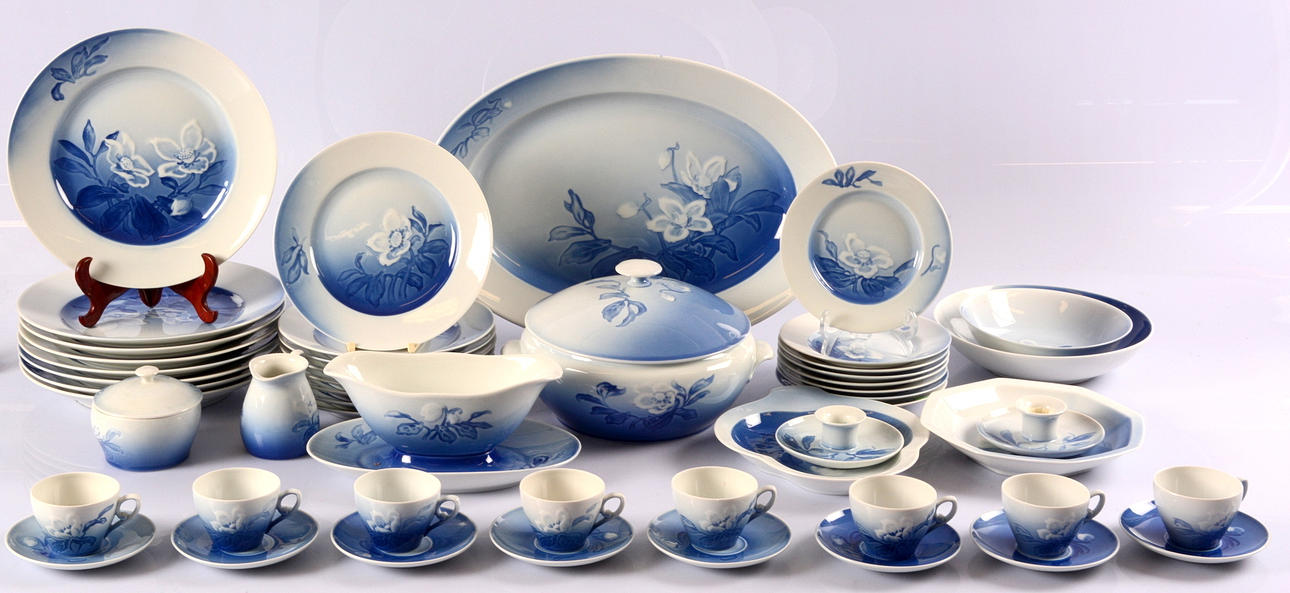 SERVIS, 45 delar, "Julros", Bing & Gröndahl.