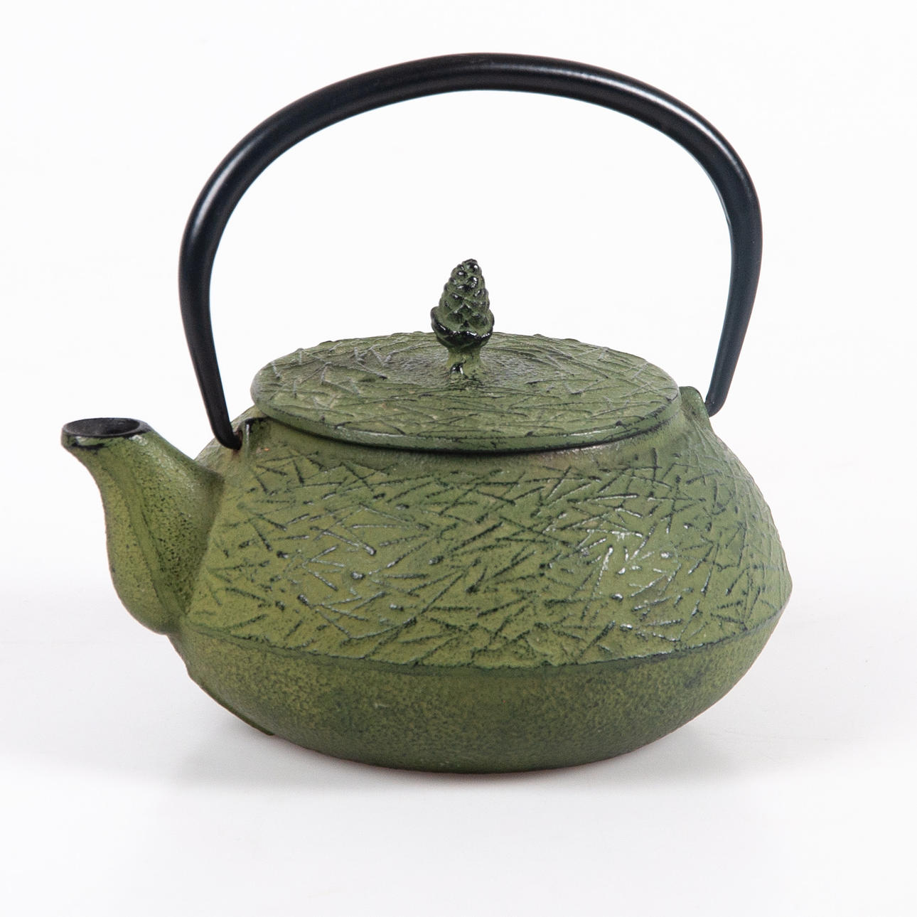 TEKANDE JAPAN. Malet støbejern.