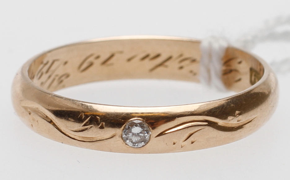 RING, 18k guld med diamant, vikt ca 4,3 gram.