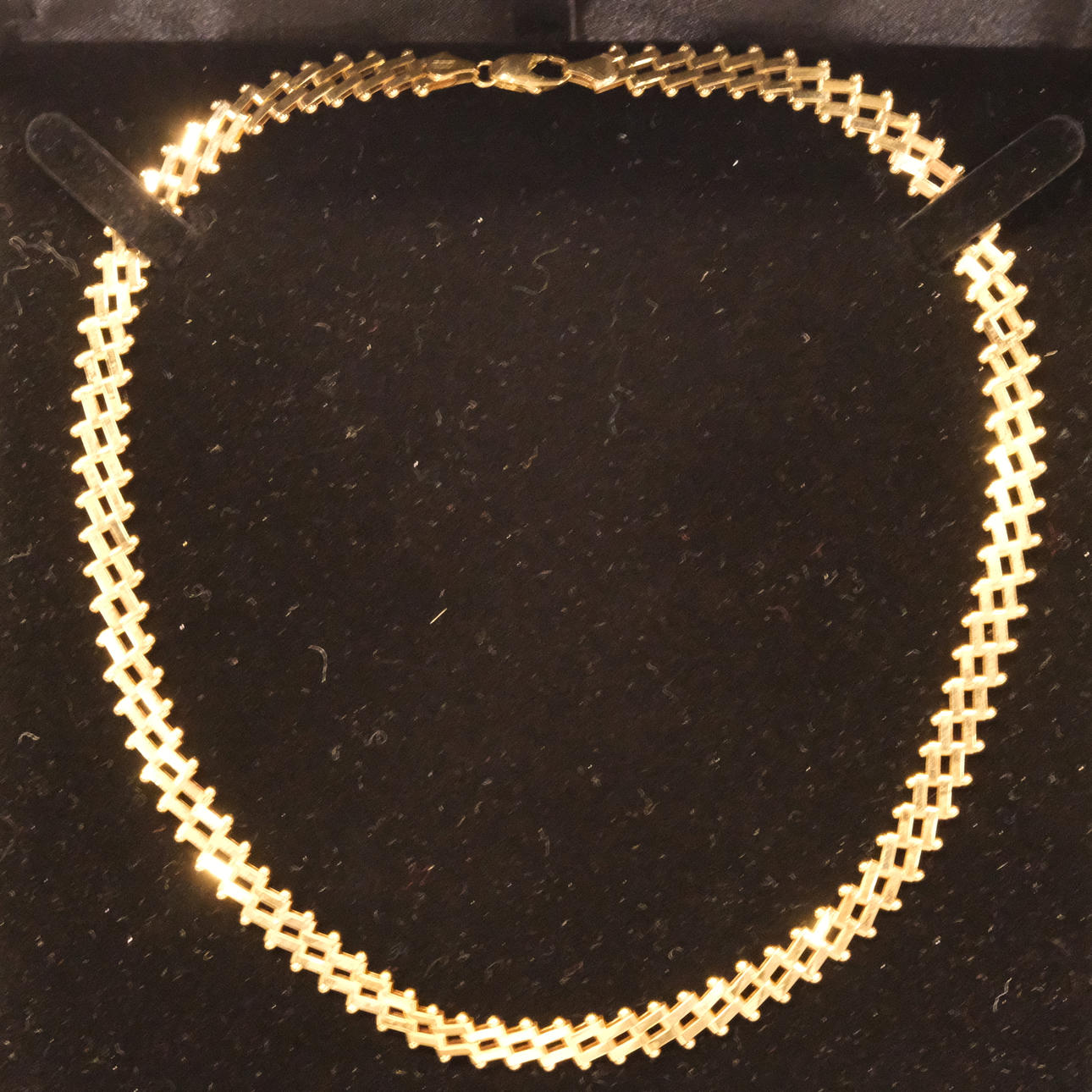 COLLIER, 18K GULD.