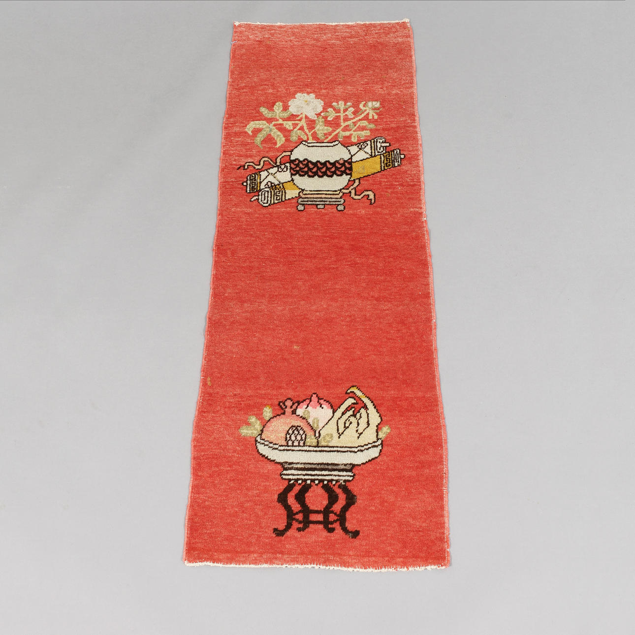 PELARMATTA, Kina, semiantik. 150x50.