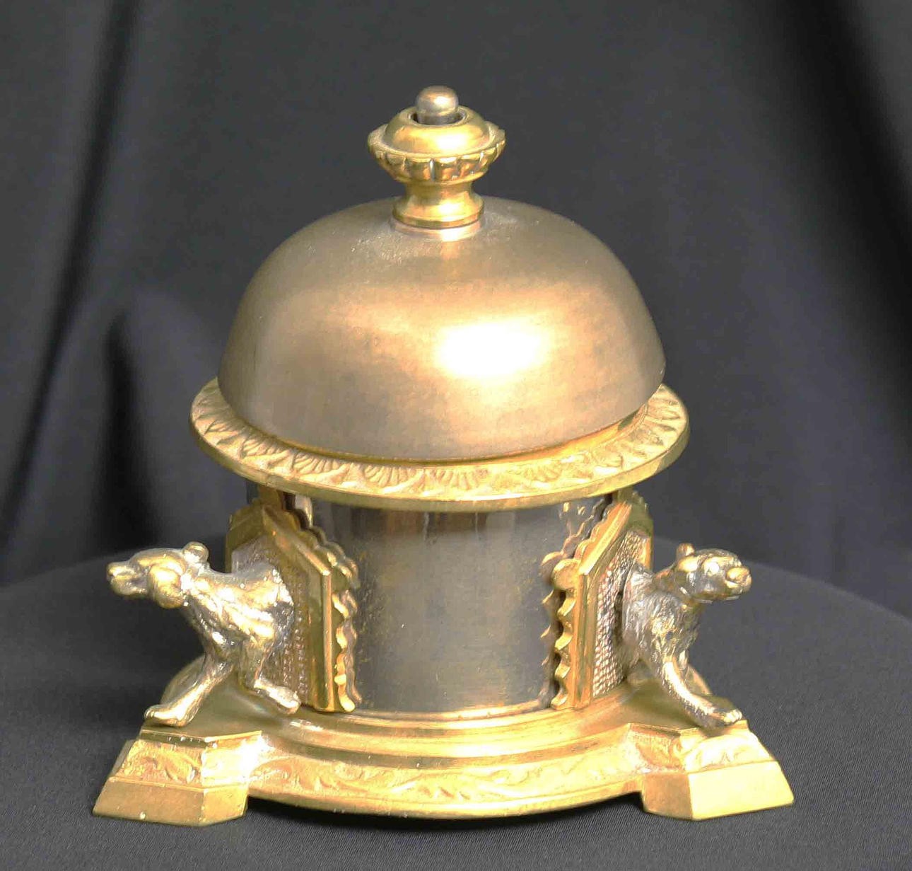 Betjäntklocka. Österrike, tidigt 1900-tal.