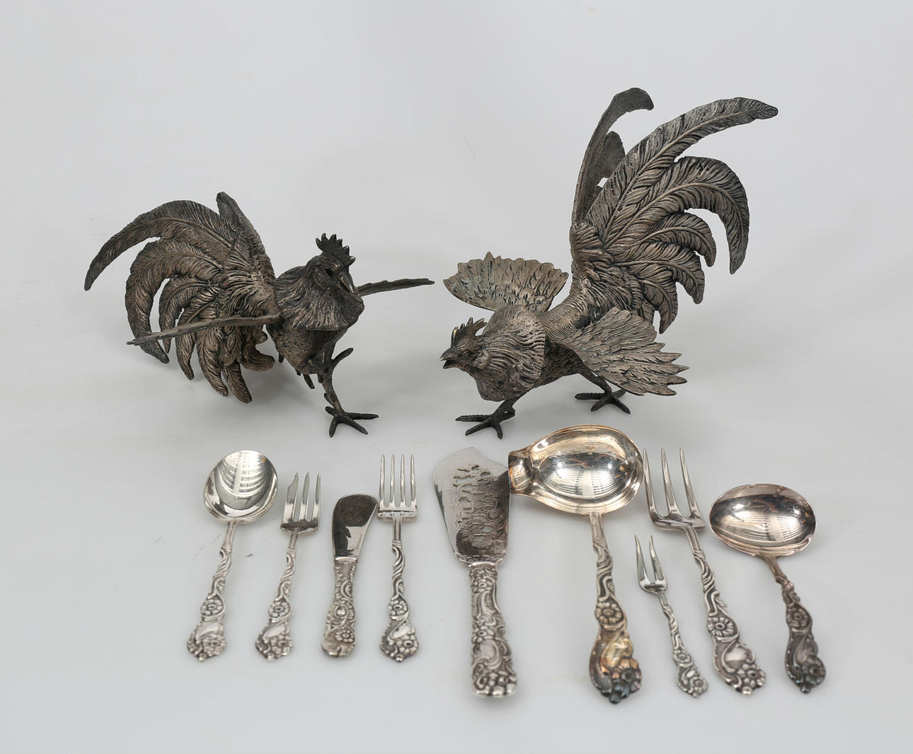 NYSILVERFÖREMÅL, bland annat glassskedar modell Amsterdam.