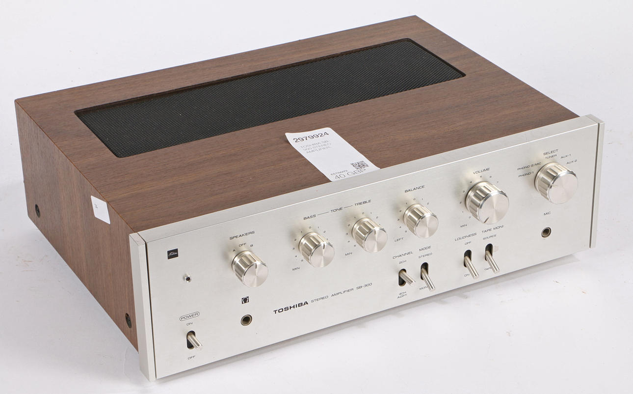 TOSHIBA SB-300 STEREOVERSTÄRKER.