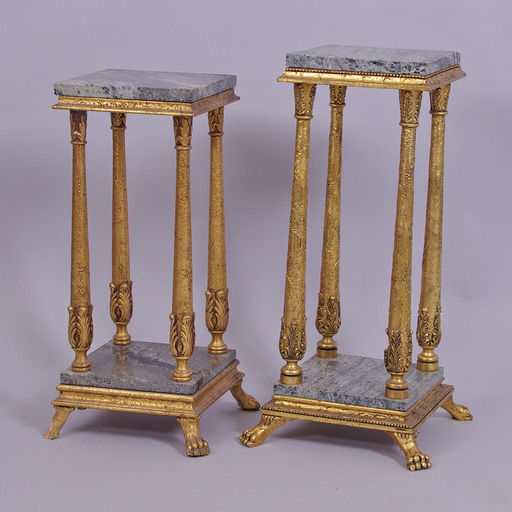 PIEDESTALER, 2 stycken, förgyllda med marmorskivor.