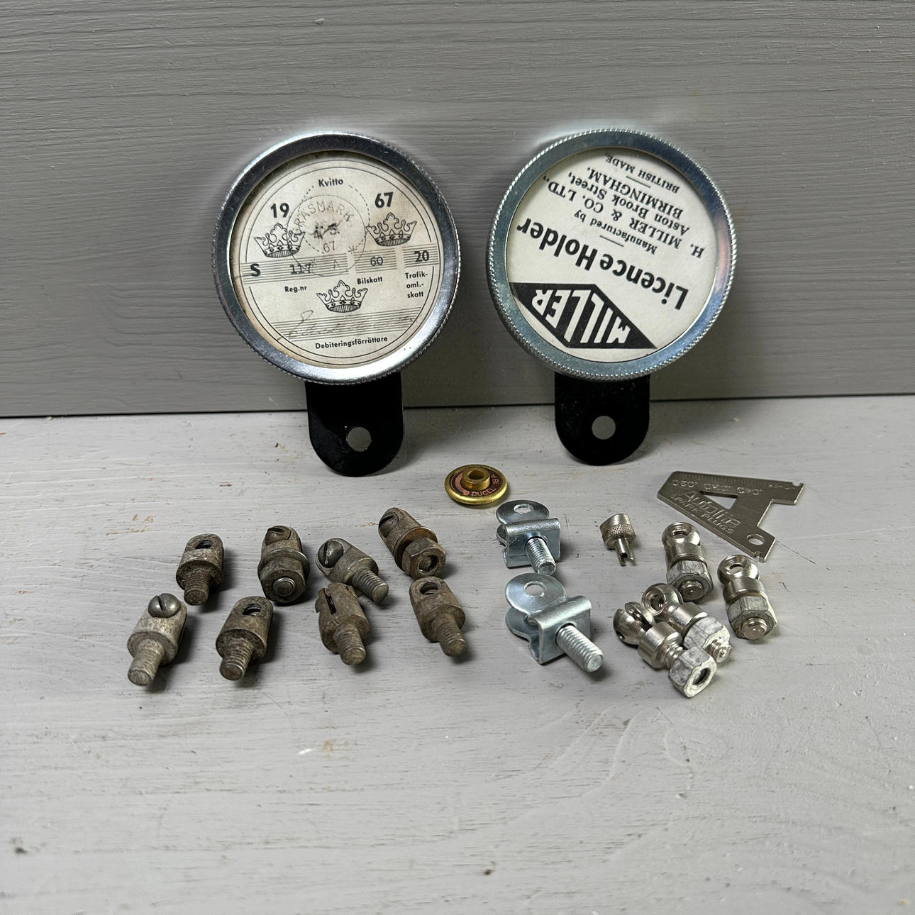 PARTI DELAR FÖR SKYLTMONTERING MC m.m.