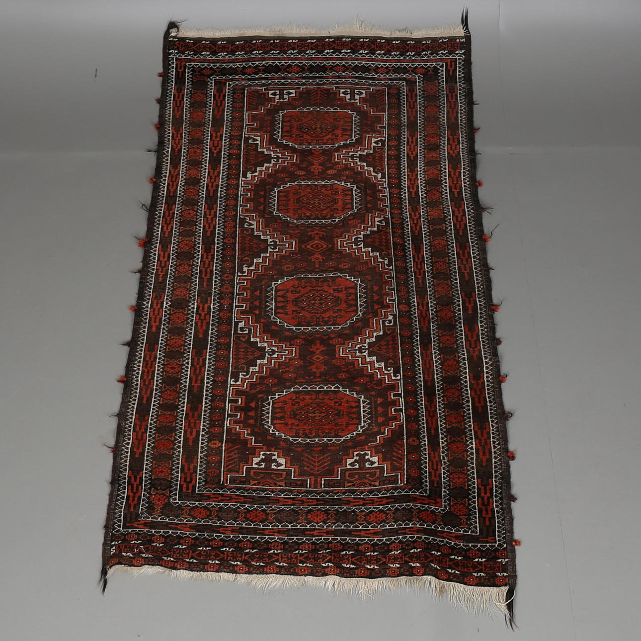 MATTA, Beluch, 171x90 cm.