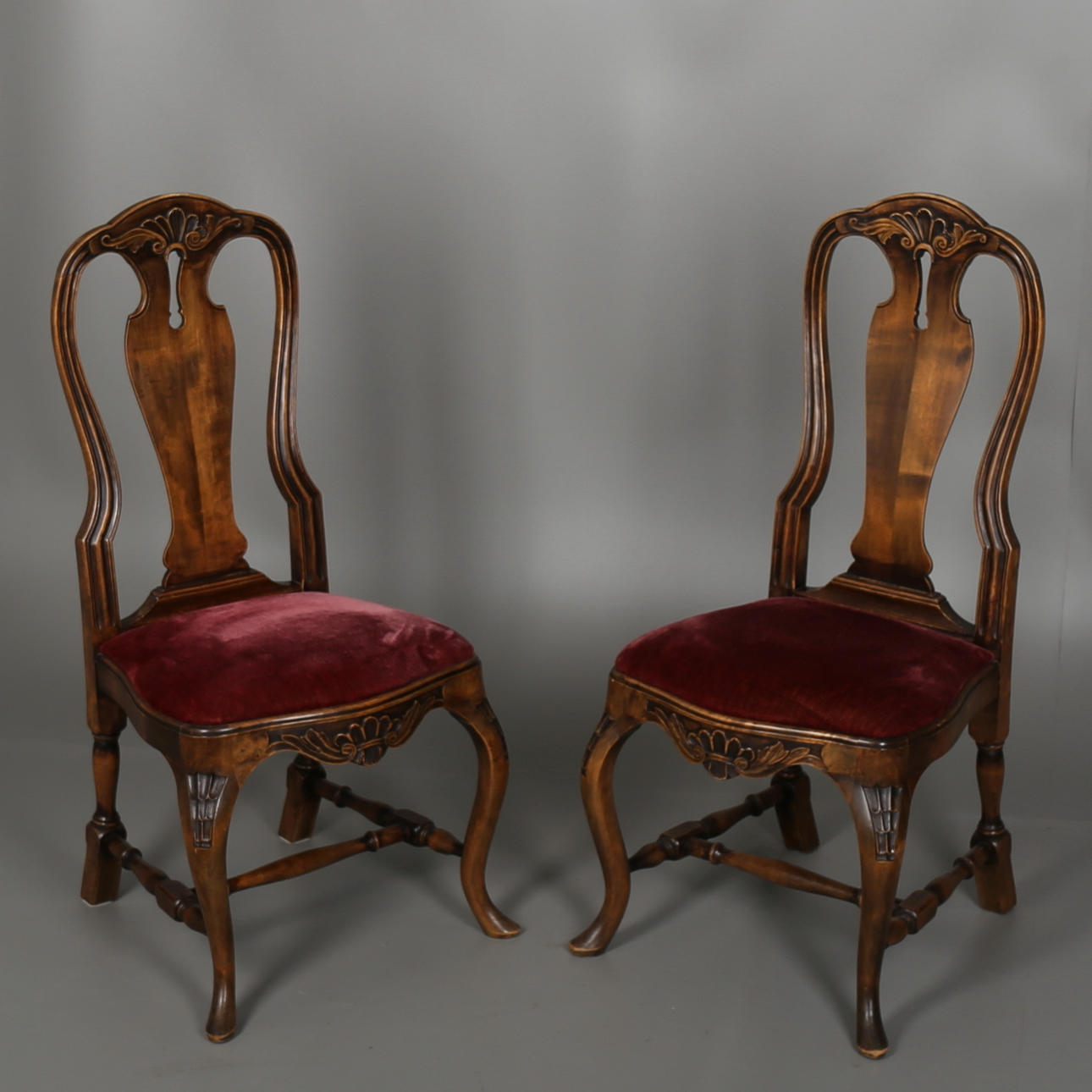 STOLAR, ett par, rokoko-stil, 1900-tal.