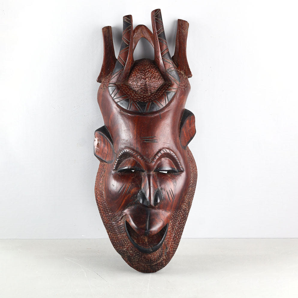 AFRIKANSKT KONSTHANTVERK, 1900-tal.