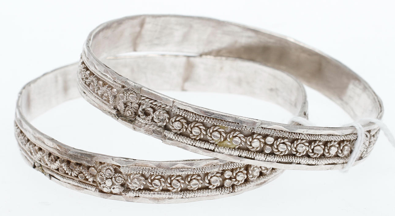 ARMBAND, 2st, silver, 54,8 gram.