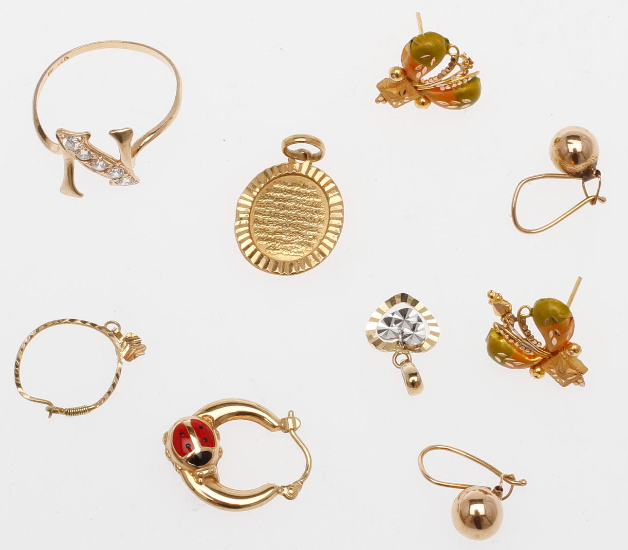 GULDSMYCKEN, 18k guld, vikt ca 6 gram.