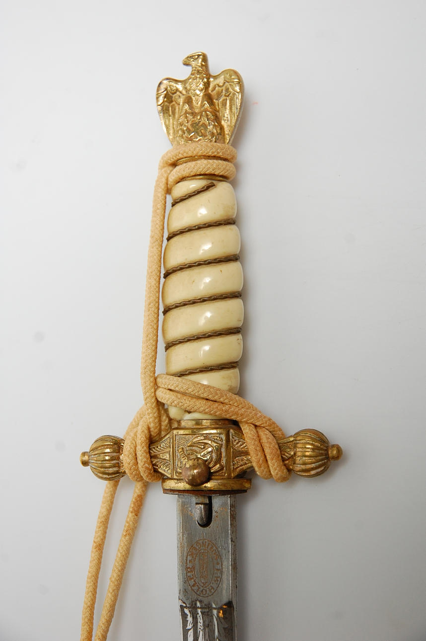 STICKERT med PORTEPE, för sjöofficer, F.W Höller Solingen, Tyskland 1940-tal.