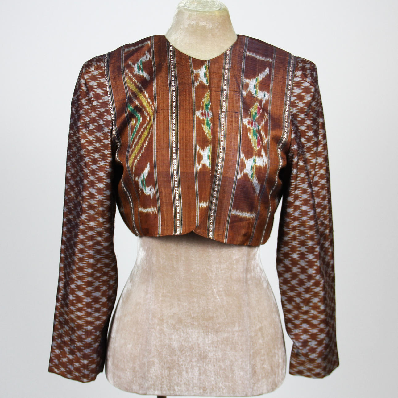 AZTEC MÖNSTER BESKUREN JACKA.