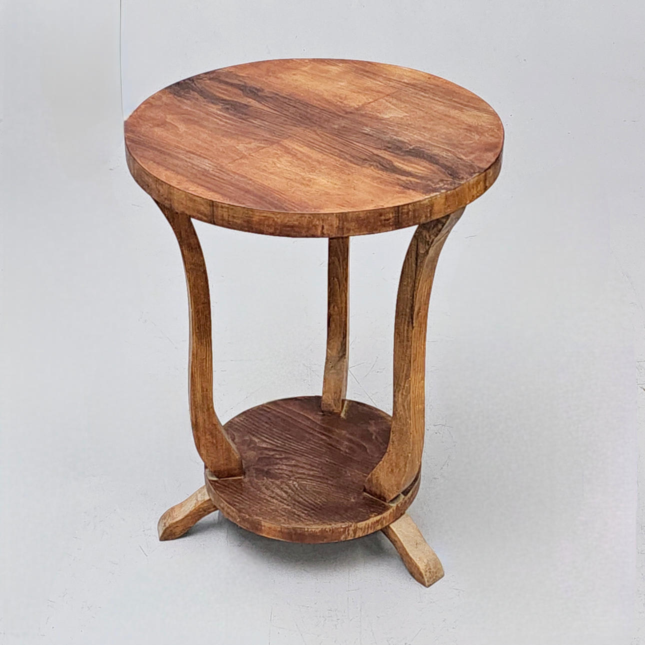 MESITA ART DECÓ EN MADERA DE SOBRE CIRCULAR.