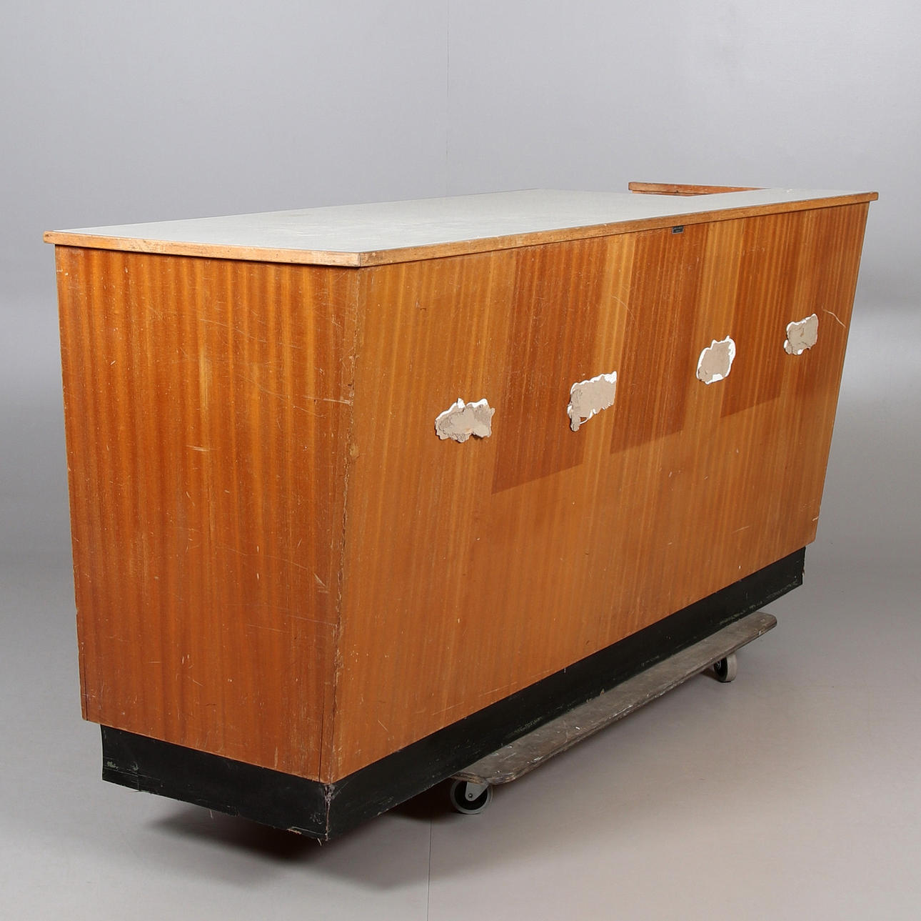 BUTIKSdisk, træ. Midten af ​​det 20. århundrede.