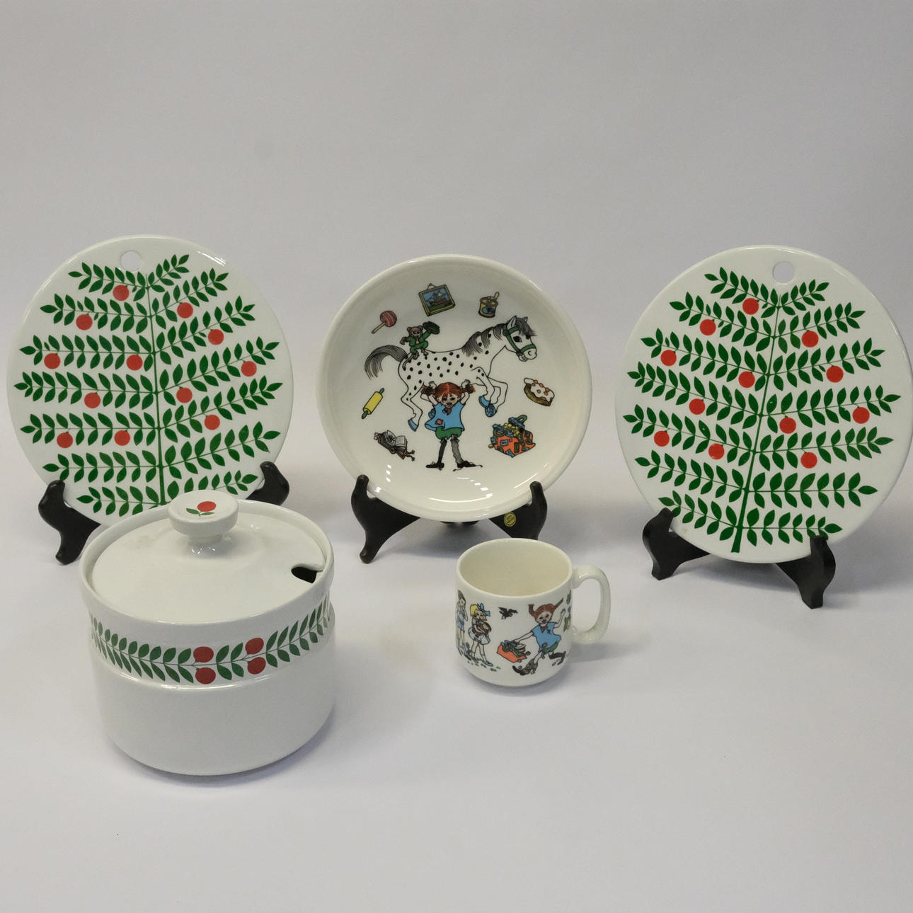 PORCELAIN. INCLUDING BIRCH TWIG, FIVE PARTS.